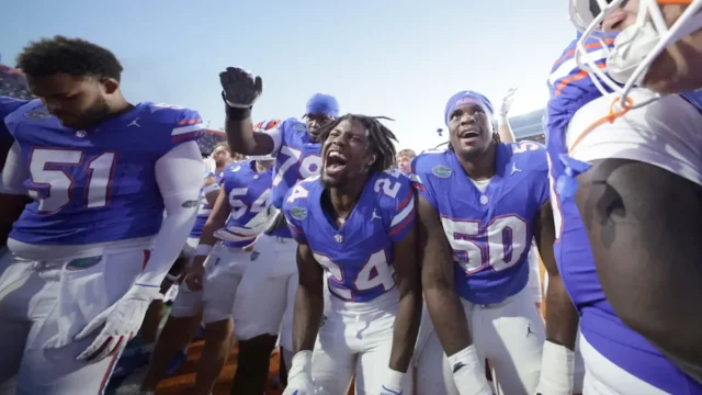 AP Top 25: Florida moves up 13 spots after win over Ole Miss