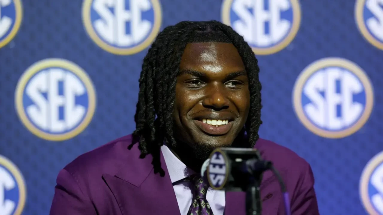 LSU Tigers football team facing leadership challenges after injuries to Trey'Dez Green and Dashawn Spears ahead of Texas A&M game