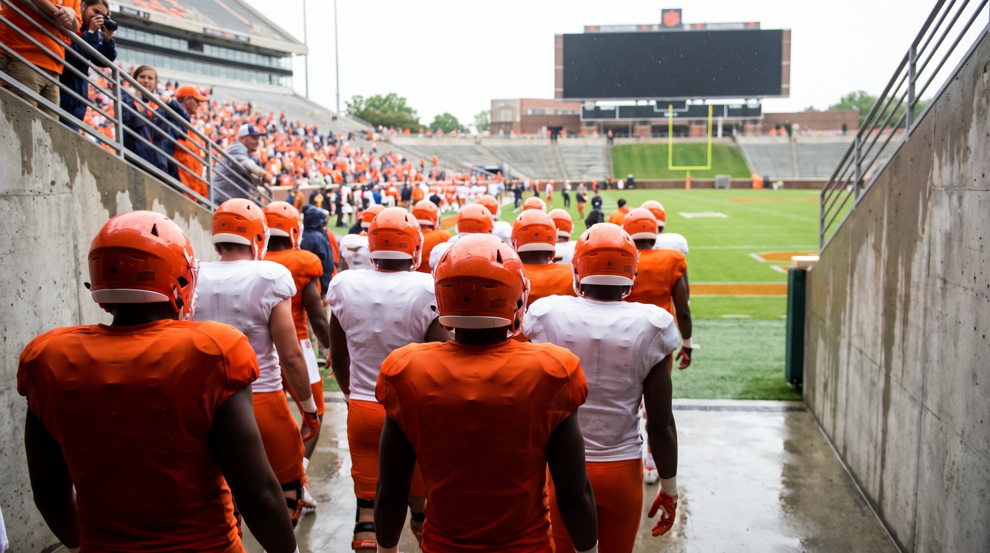 Tennessee Football Rolls Past Kennesaw State 42-9 Update